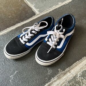 Kids Off the Wall Vans Shoes Size 3